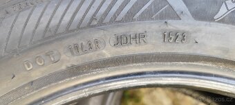 Letní pneu Goodyear 215/55 R17 - 4