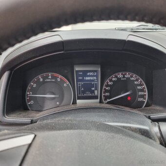 Isuzu D-max 2,5 BiTD space cab, custom - 4