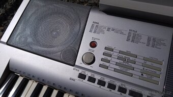 Yamaha PSR 295 - ZAMLUVENO - 4
