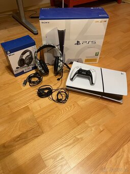 Playstation 5 slim 1tb - 4