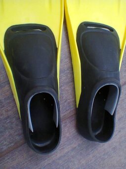 Prodám ploutve na plavání, nebo potápění vel. M - 4