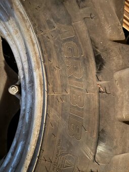 Pneu 420/85 R34 - 4