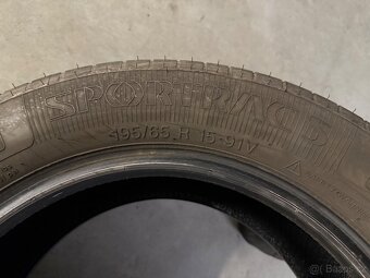 prodám letní pneumatiky 195/65/15 Vredestein a Dunlop sada - 4