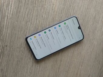 Samsung A40 - 4