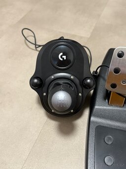 Logitech G29 + Pedály + Řadicí páka - 4