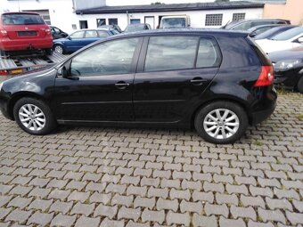 VW GOLF 5,, 1,6i BENZIN 75 KW= KLASIKA ZA 59000 KČ - 4