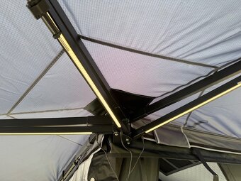 Markýza na auto samonosná PROOFF 270° ( 2 m + 2,5 ),LED osv. - 4