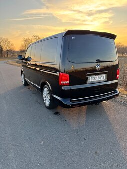 VW Multivan Highline - 4