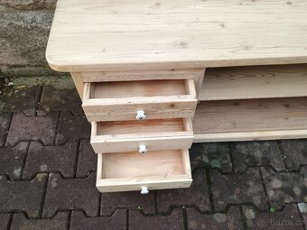 starý botník se šuplaty - 4