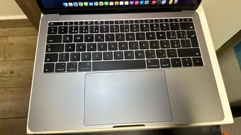 MacBook Pro 13" (2017) i5 2,3 GHz,8GB,250GB SSDTop stav - 4