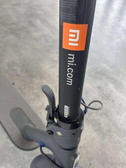 Mi Electric Scooter 3 - 4