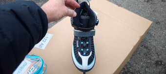 Dětské lední brusle - 4