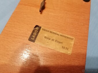 Hrací skříňka LADOR Schwitzerland - 4