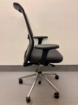 Kancelářská židle Vitra ID Mesh - 4