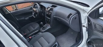 Škoda Octavia II 1.6 MPI + LPG 75kW rv 2012 původ CZ-TOP - 4