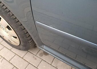 Volkswagen Golf 1,9 TDI nafta manuál 66 kw - 4