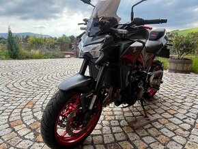 KAWASAKI Z900 - 4