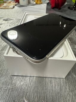 Iphone 11 64GB White - 4