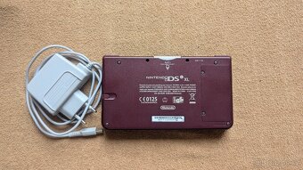 Nintendo DSi XL - 4