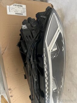 Vw touran svetlo prave - 4