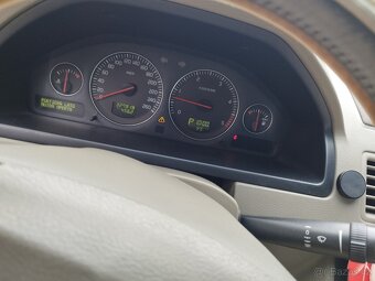 Volvo XC90, 2.4 D5 AWD - 4