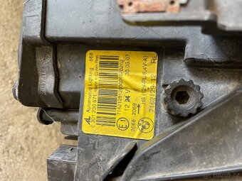 Prodám přední xenon světla bmw e92 07-10 - 4