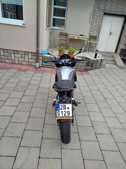 Aprilia Tuono 125 - 4