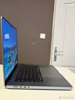 MacBook PRO 16” M1 PRO 32/1 TB - 4