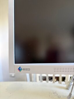 EIZO monitor - 4