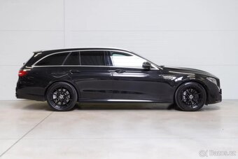 Mercedes-Benz Třídy E, 63 AMG,4m,Klima.sed,ACC,Pano - 4