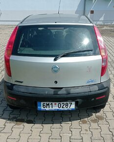 Fiat Punto 1.2 44 kW, benzín - 4