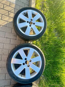 R17 FORD FOCUS - 4