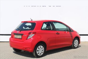Toyota Yaris 1.0 VVT-i Entry 51kW ČR (2012) - 4