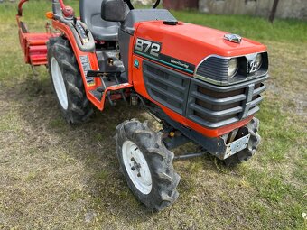 Malotraktor Kubota B72 s rotavatorem - 4