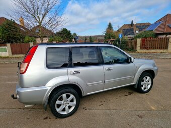 Nissan x-trail 2.5 benzin 121 kw - 4x4 - AUTOMAT - - 4