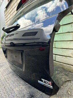 Páté dveře Volkswagen Golf 5 a 6 combi - 4