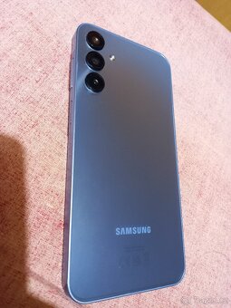 Samsung A15 5G s One IU7 jako jeden z prvních - 4