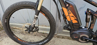 KTM celoodpružené horské elektrokolo Macina Lycan 27,5 - 4