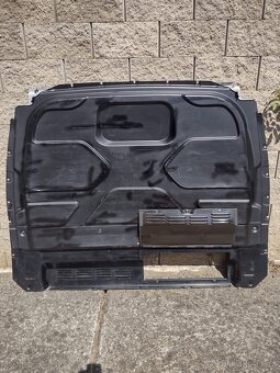 Plastová podlaha a přepážka Ford Transit Custom L2H2 - 4