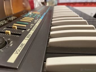 Prodám KORG POLY 800 - legendární analogový syntetizátor - 4