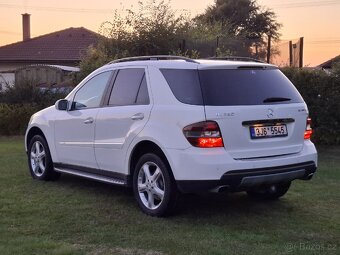 Mercedes ML350 4Matic AMG v plné výbavě, benzín 200kW. - 4