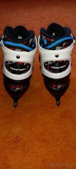 Chlapecké rostoucí brusle na led vel. 34-37 - 4