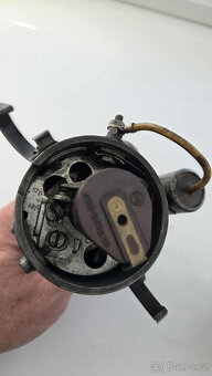 Rozdělovač BOSCH VE 4CR 358T Tatra Škoda Praga Aero MB apod. - 4