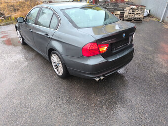 Bmw e90 330d 180kw veškeré náhradní díly z vozu - 4