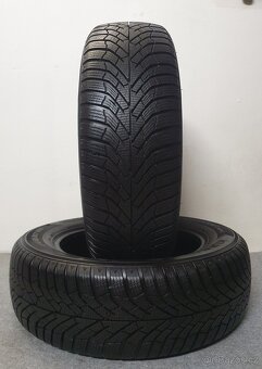 2x ZÁNOVNÍ 215/65 R17 Zimní pneu Kumho WinterCraft WP52 - 4