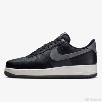 Nike AIR FORCE 1 '07 LV82 velikost 42. - 4