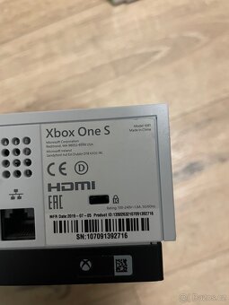 Xbox One 780GB - 4