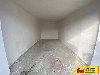 Hodonín, pronájem garáže, 19 m2, elektřina - garáž - 4