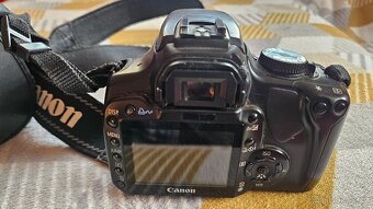 Zrcadlovka Canon 400D - 4