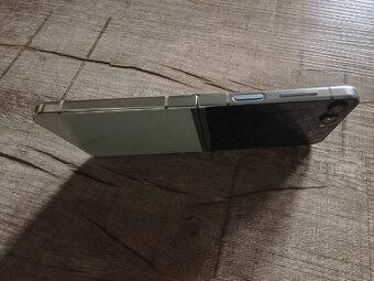 Samsung Galaxy Z Flip5 8GB/512GB zelená - 4